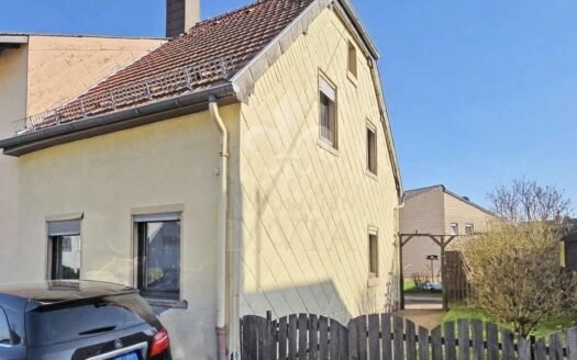 Gemütliches Einfamilienhaus mit großem Garten
