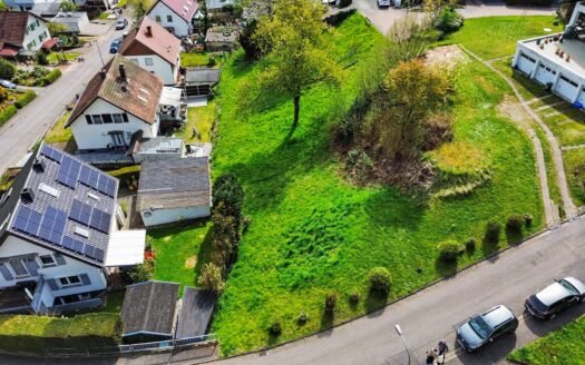 Baugrundstück in ruhiger Wohnlage von Oberwürzbach – voll erschlossen und flexibel bebaubar