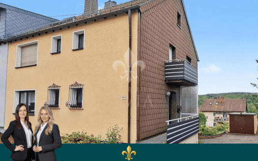 Gepflegtes Zweifamilienhaus mit viel Potenzial in attraktiver Wohnlage