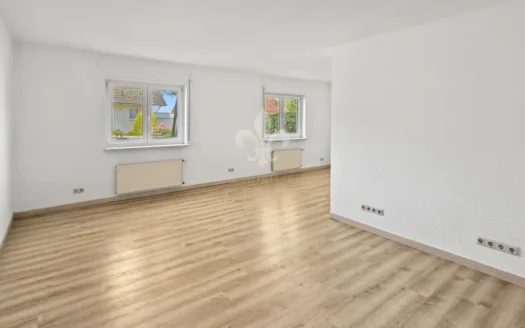 Gepflegte 2-Zimmer-Einliegerwohnung mit eigenem Eingang in ruhiger Lage