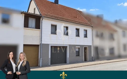 Reihenmittelhaus mit Terrasse, Balkon und Garagen in Saarbr&uuml;cken-Bischmisheim