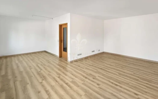 Gepflegte 2-Zimmer-Einliegerwohnung mit eigenem Eingang in ruhiger Lage